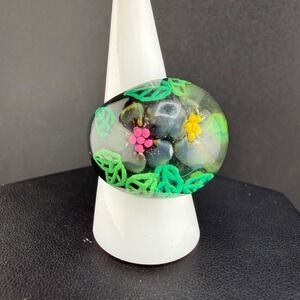 Estate Retro Acrylic Dome Ring Flower Green Neon Size 8.5